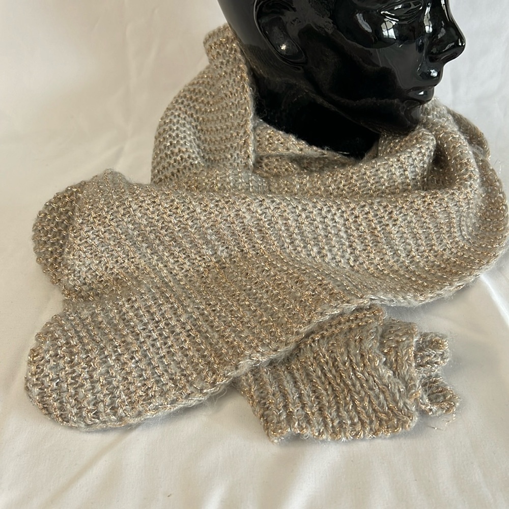 Chico’s Grey Shine Knit Scarf with‎ metallic accents